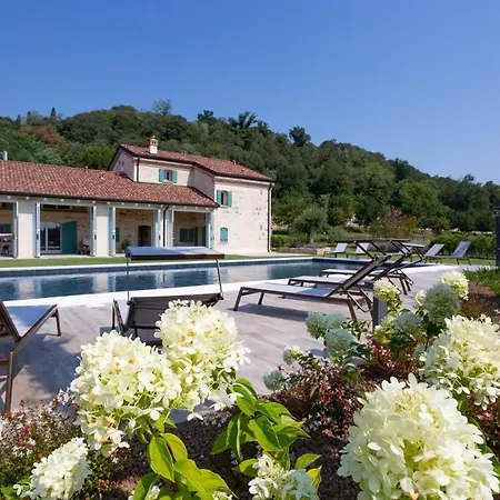 Casa Massaro Todeschini *